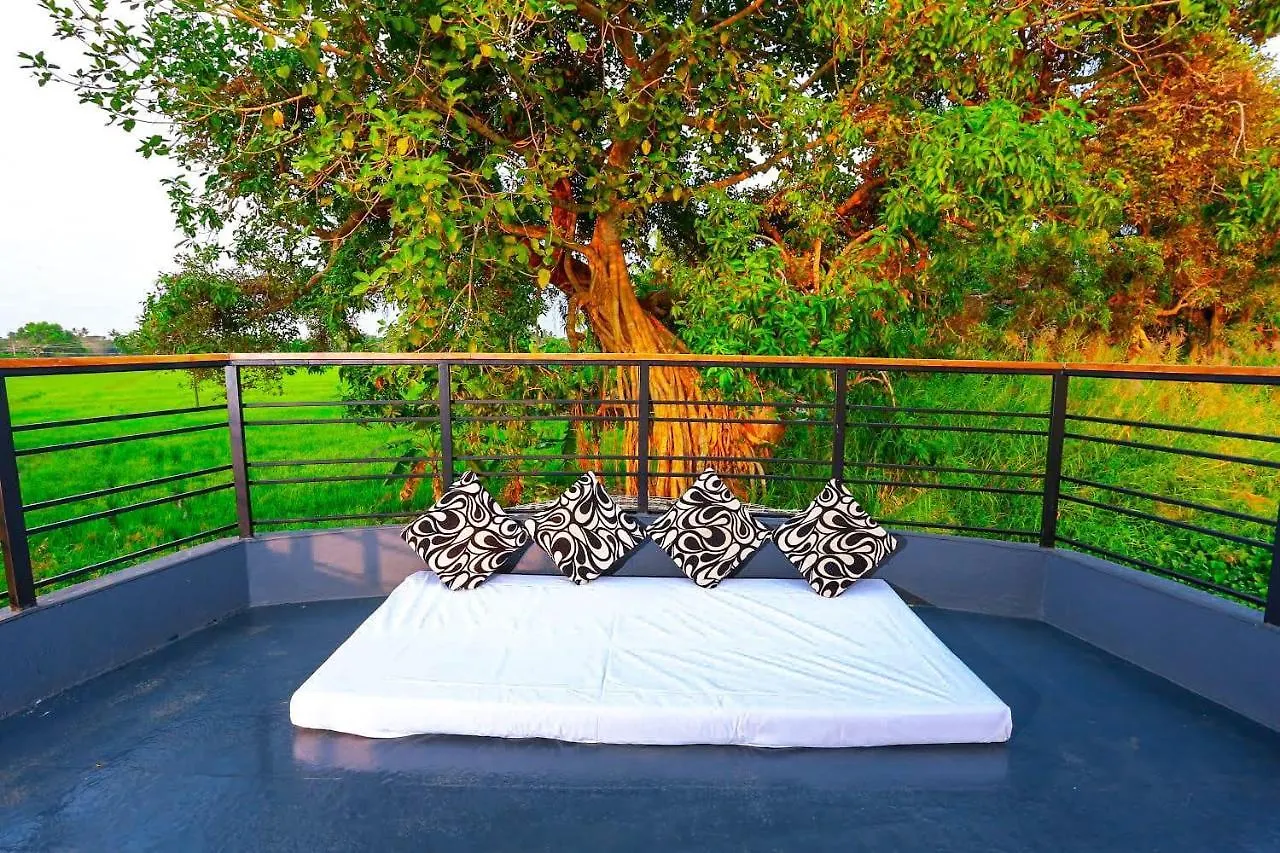 Botel Honeymoon Houseboat Hotel Alappuzha